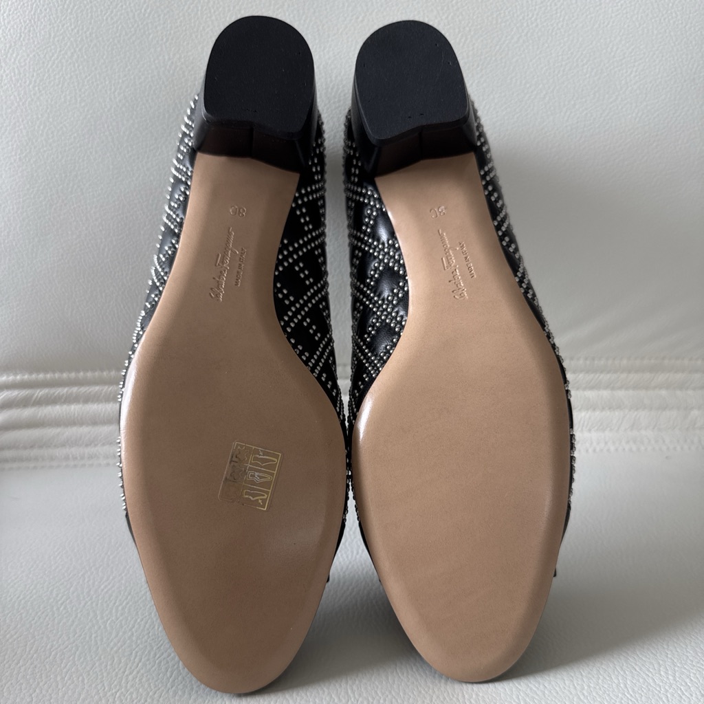 Salvatore Ferragamo Vara QS Studded Pumps - Side view