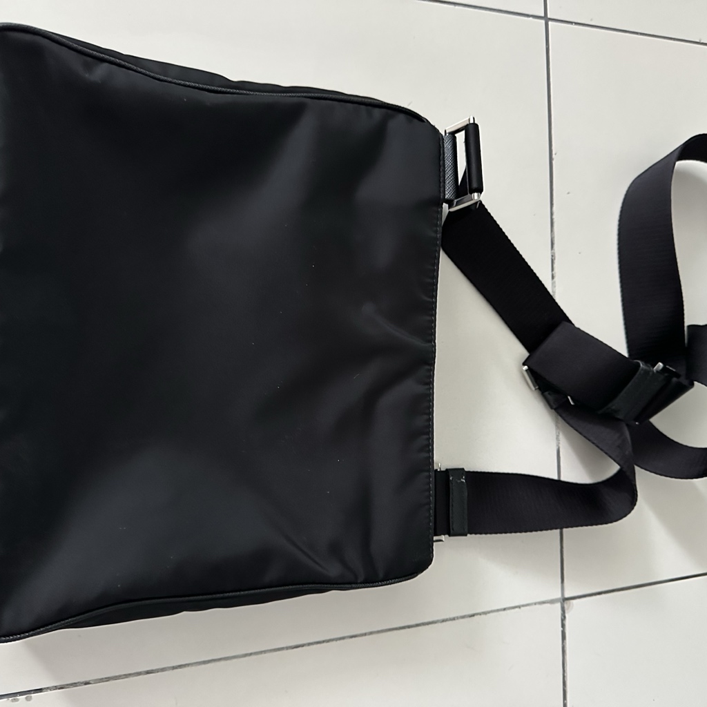 Prada Re-Nylon and Saffiano Man - Back view