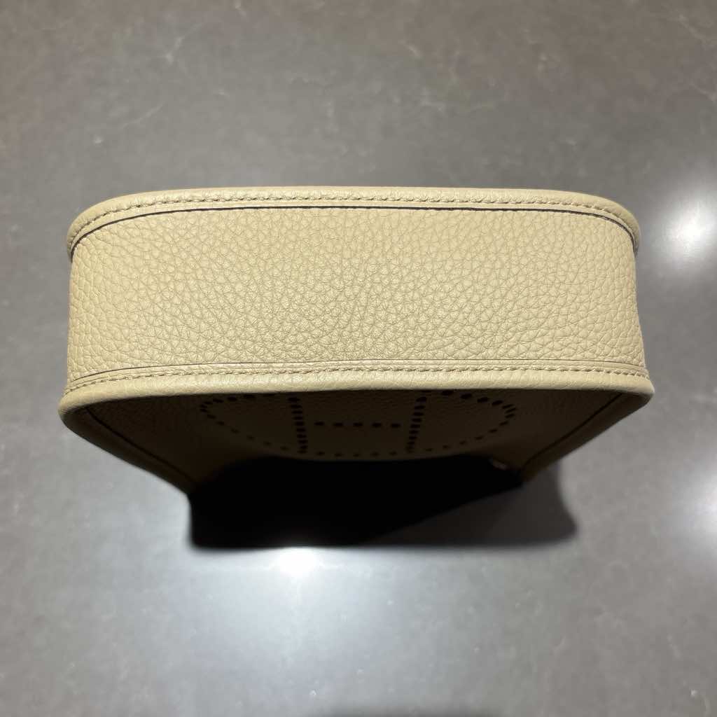 Hermès Mini Evelyne Beige Marfa - Image 6