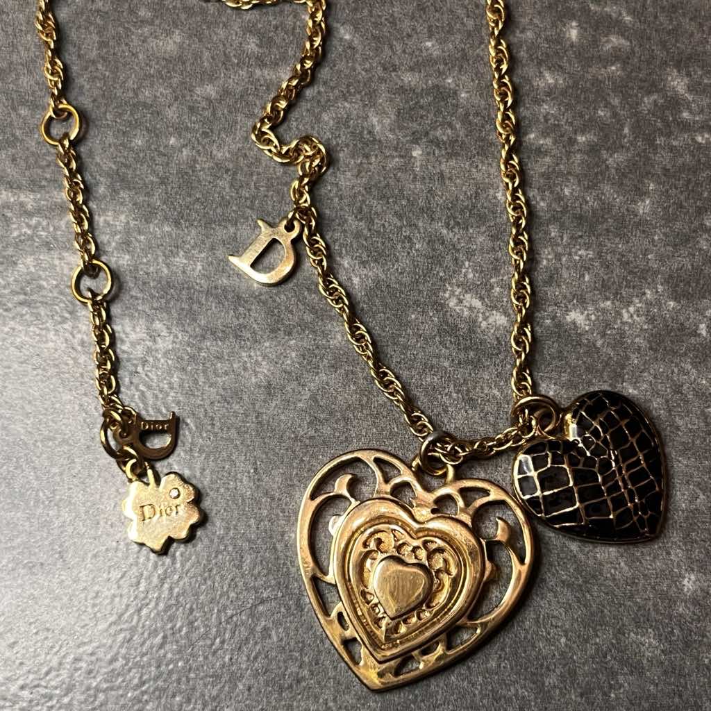Christian Dior Vintage Heart Pendant Necklace - Detail 2
