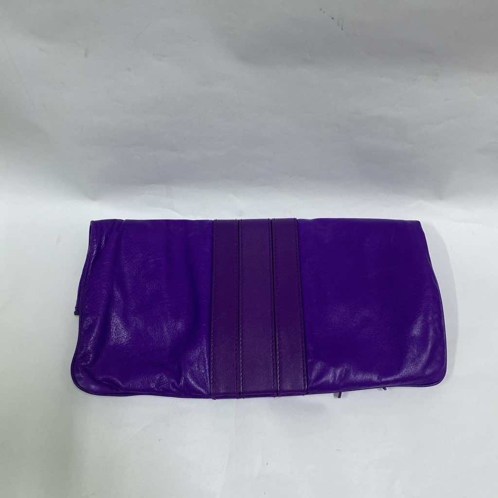 Gucci Gucci Large Lucy Clutch - Image 11