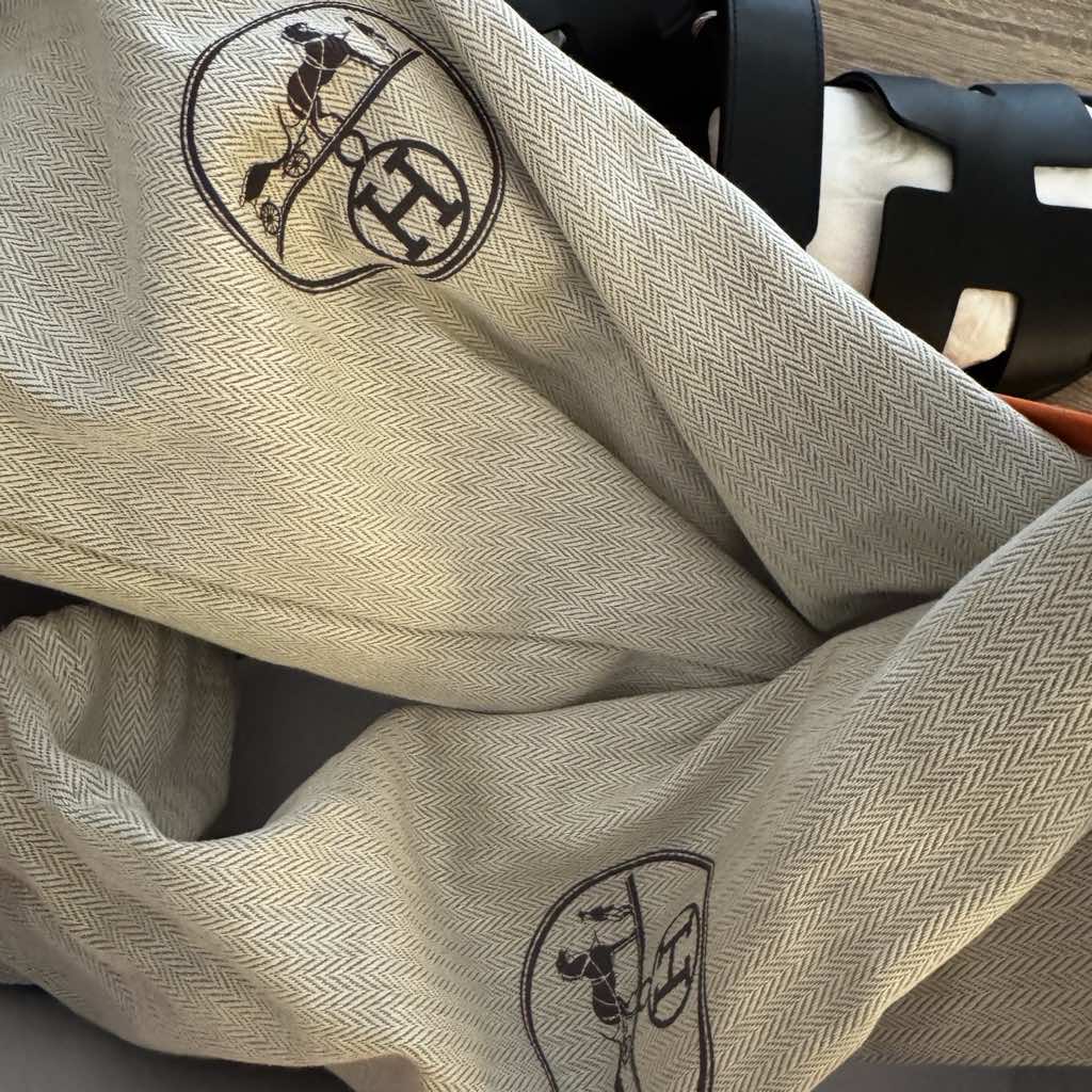 Hermès Chypre Black - Detail 1