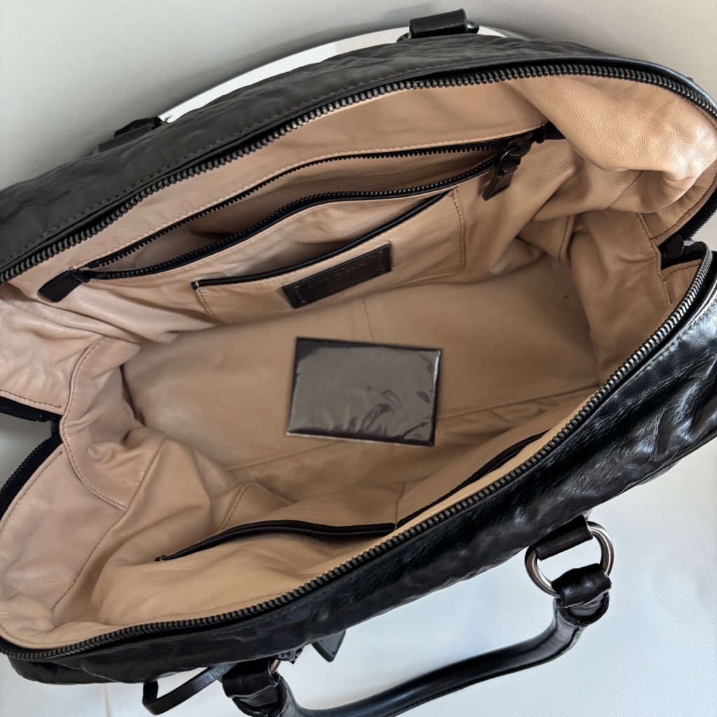 Prada Nero - Back view