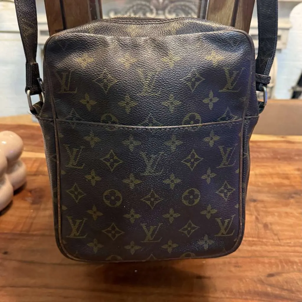 Louis Vuitton Crossbody Bag Brown Leather Good - Inside View