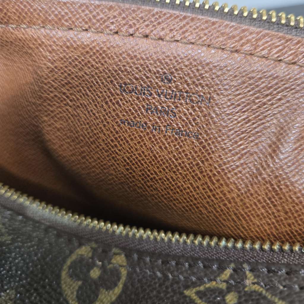 Louis Vuitton Papillon - Detail 2