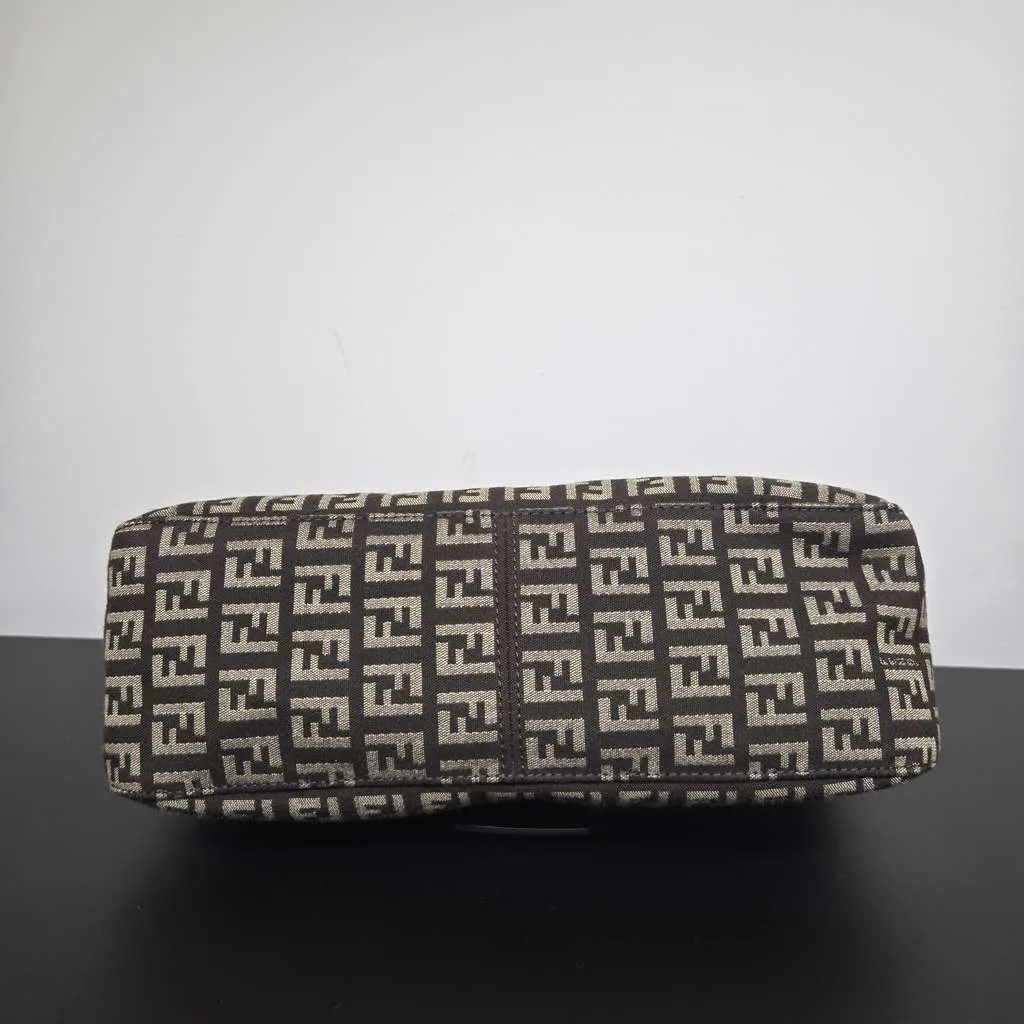 Fendi Baguette MultiColor Canvas Metal Very good - Inside View