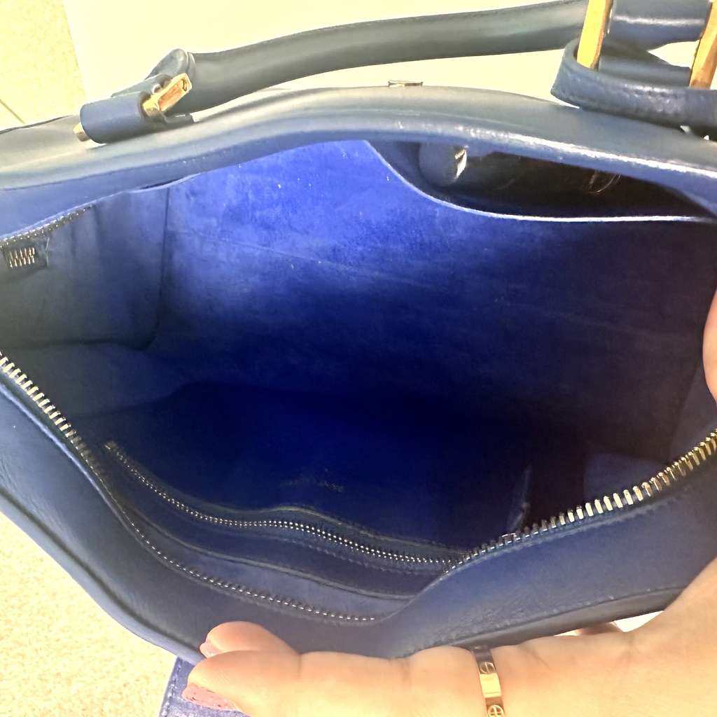 Saint Laurent Medium Cabas Bag - Image 10