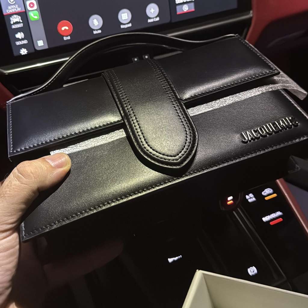 Jacquemus New - Detail 1