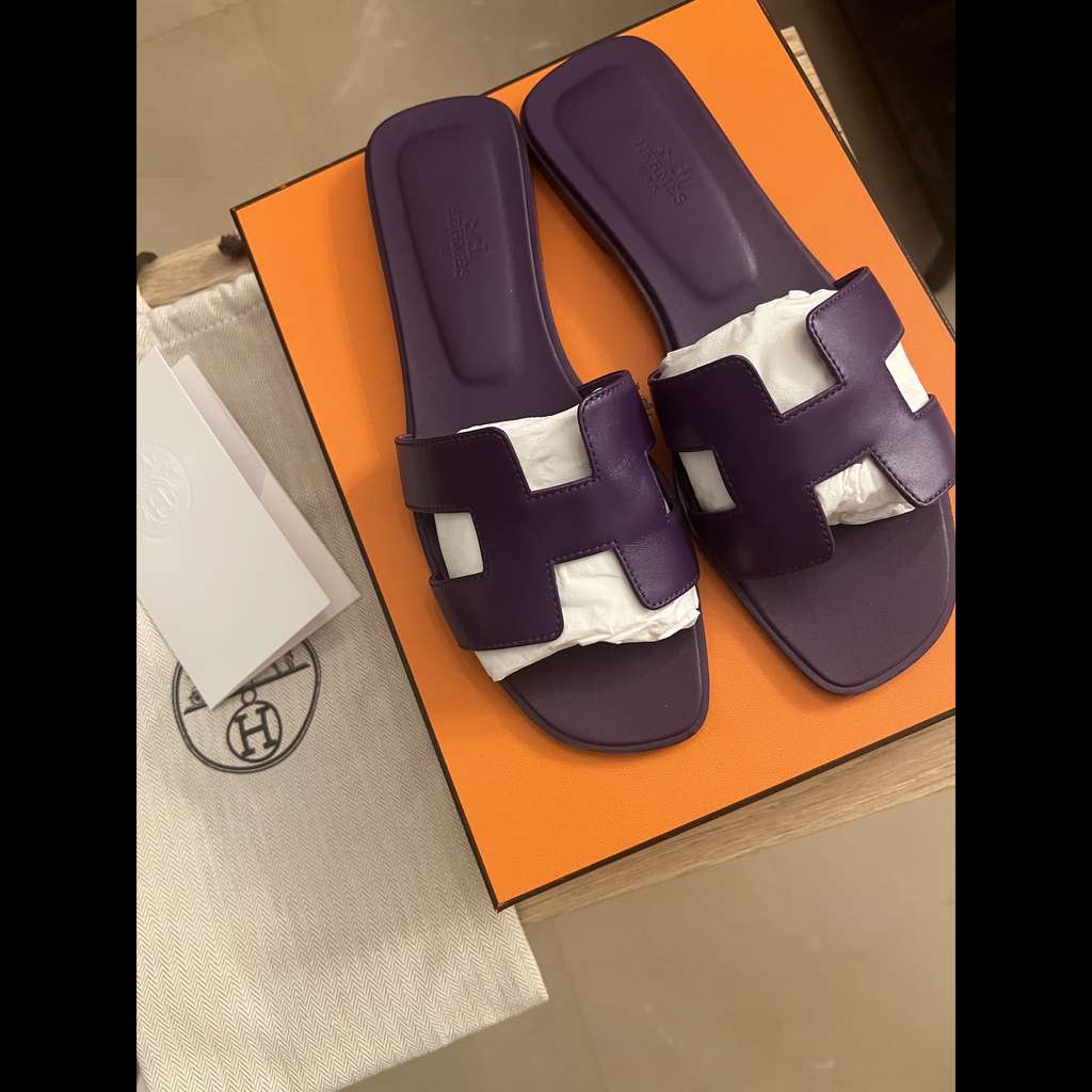 Hermès Oran - Side view