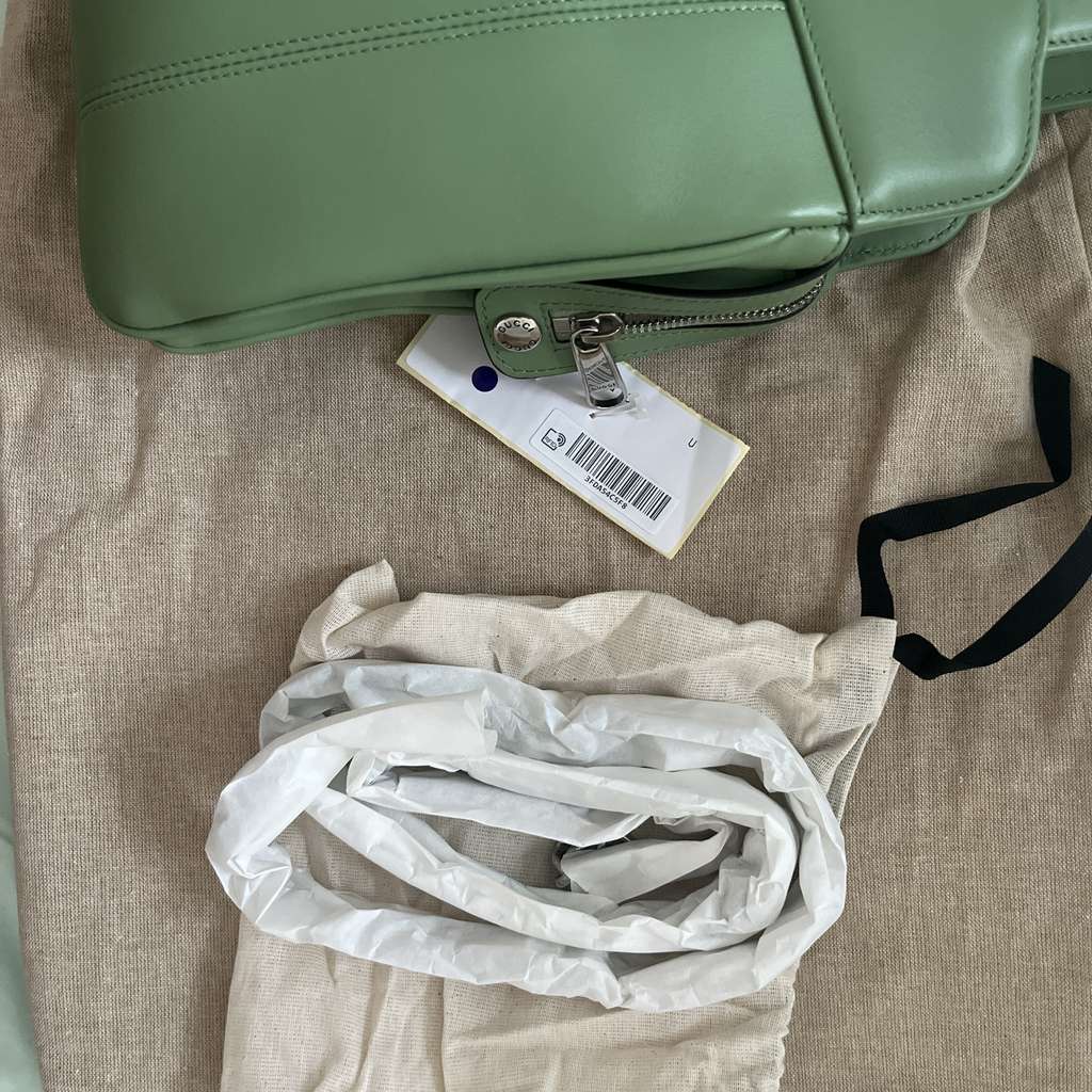 Gucci Tote - Side view