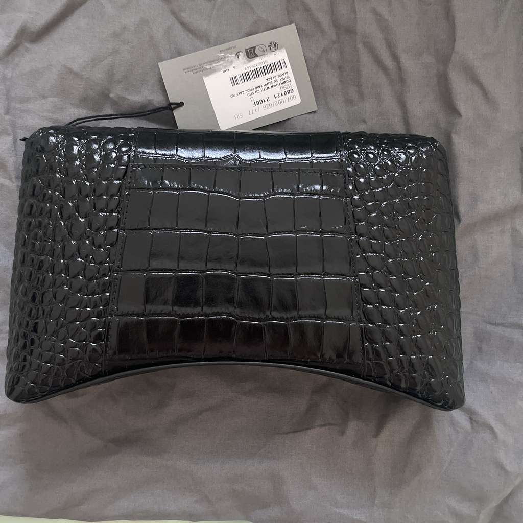 Balenciaga Dowtown - Back view