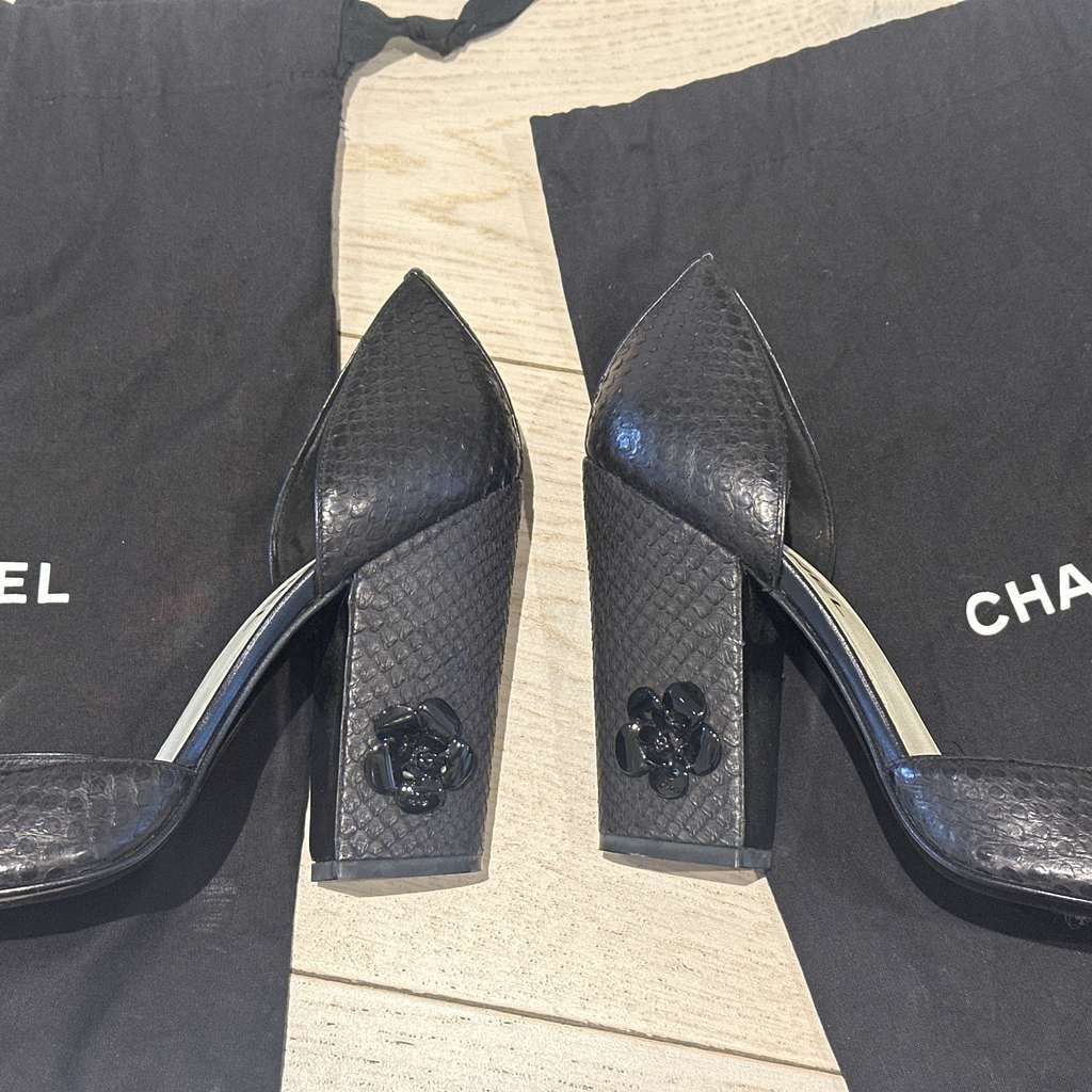 Chanel Black Python Chanel Heels - Detail 2