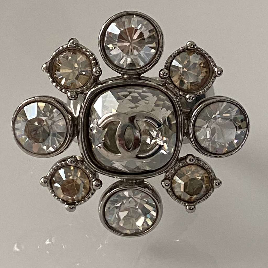 Chanel Camelia ring - Image 11