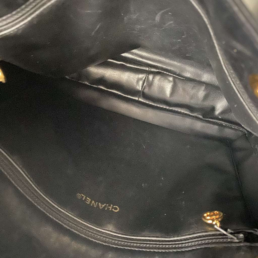 Chanel Petite Shopping - 4