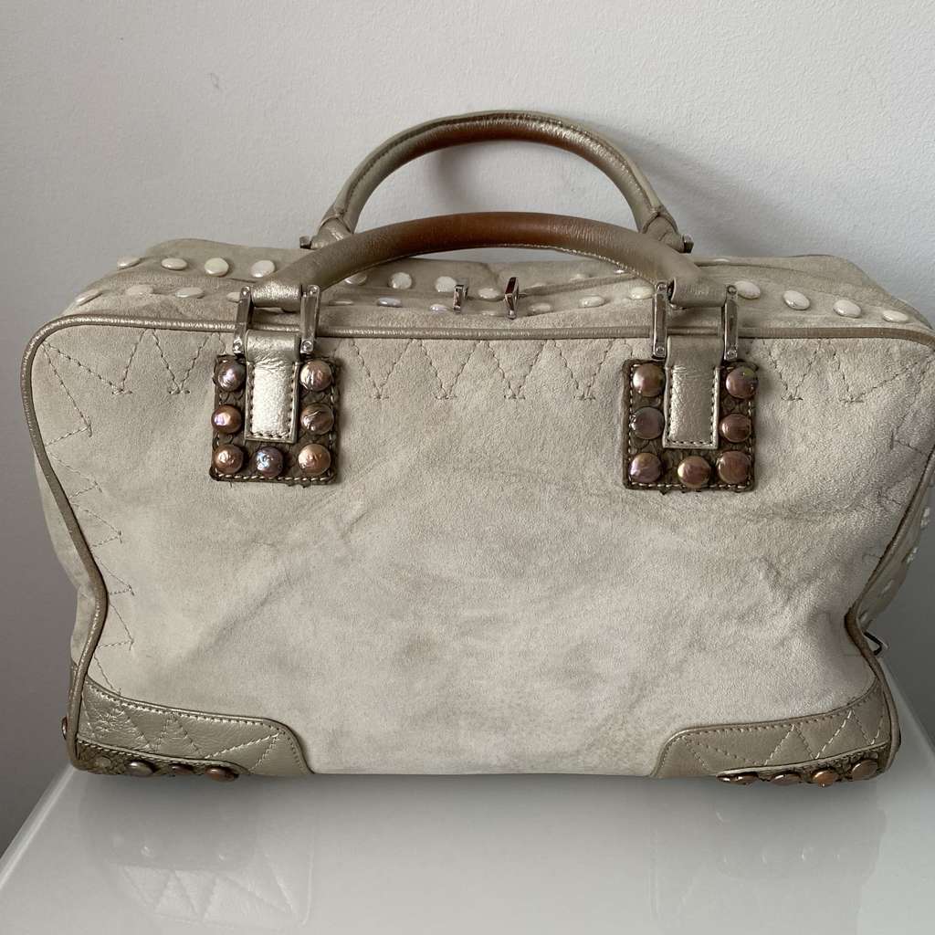 Loewe Amazona - Back view