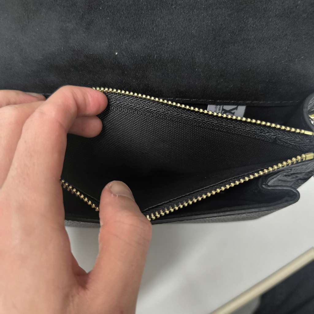 Louis Vuitton Bag - Image 10