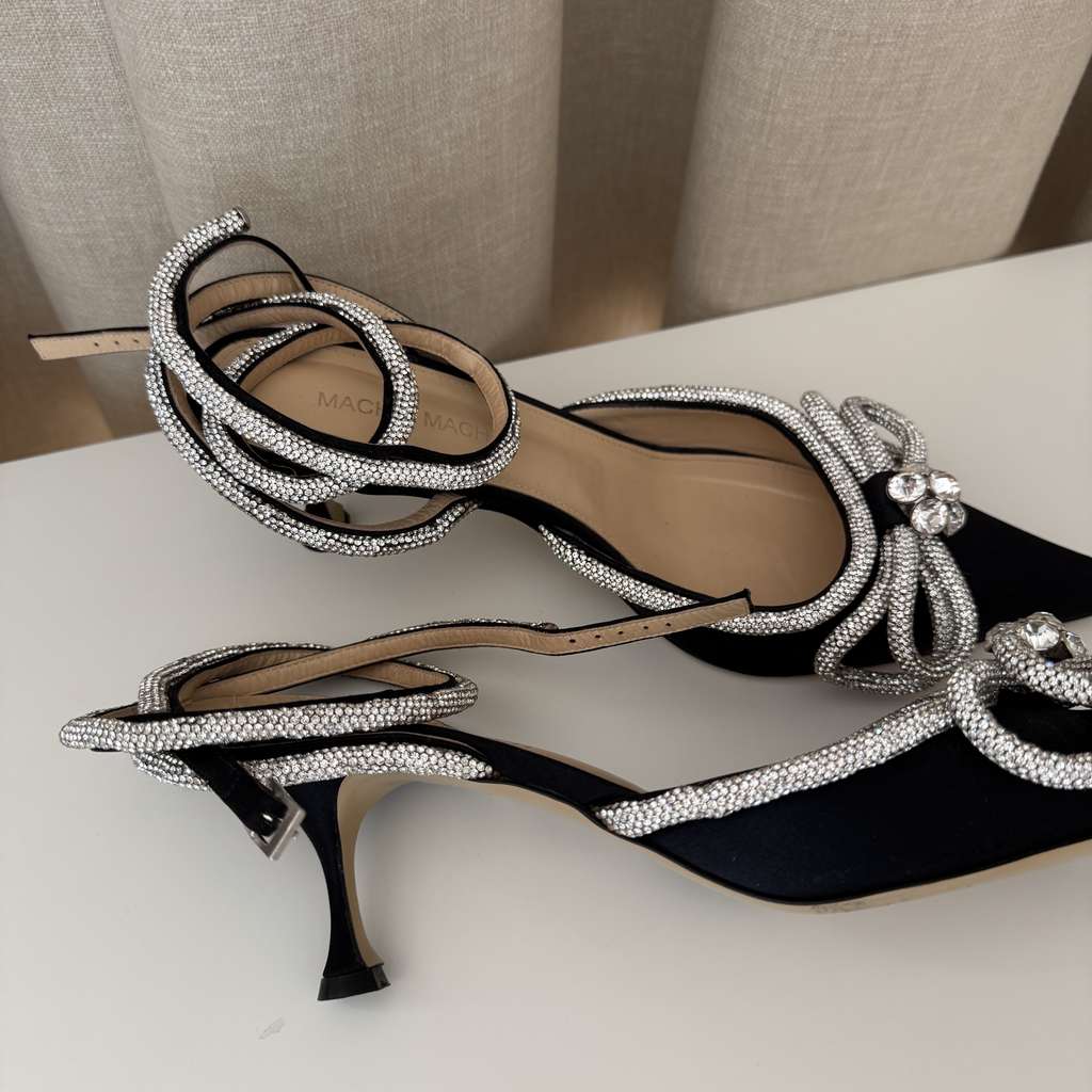 Mach & Mach Double bow Pumps - 3