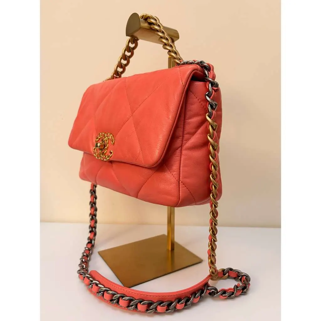 Chanel 19 Flap Bag Pink Leather Good - Model View