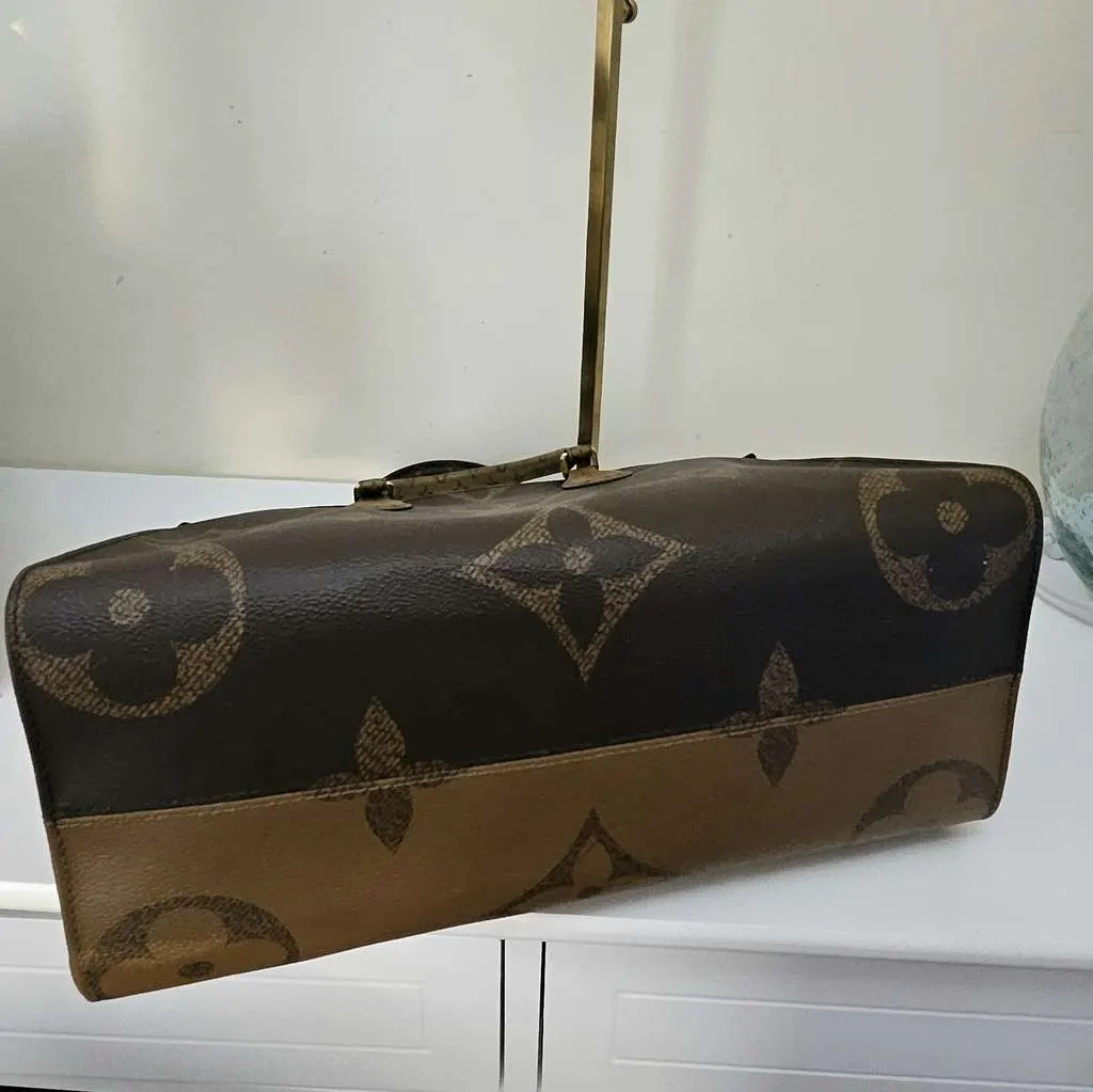 Louis Vuitton On The Go MM Bag Brown Canvas Good - Box View