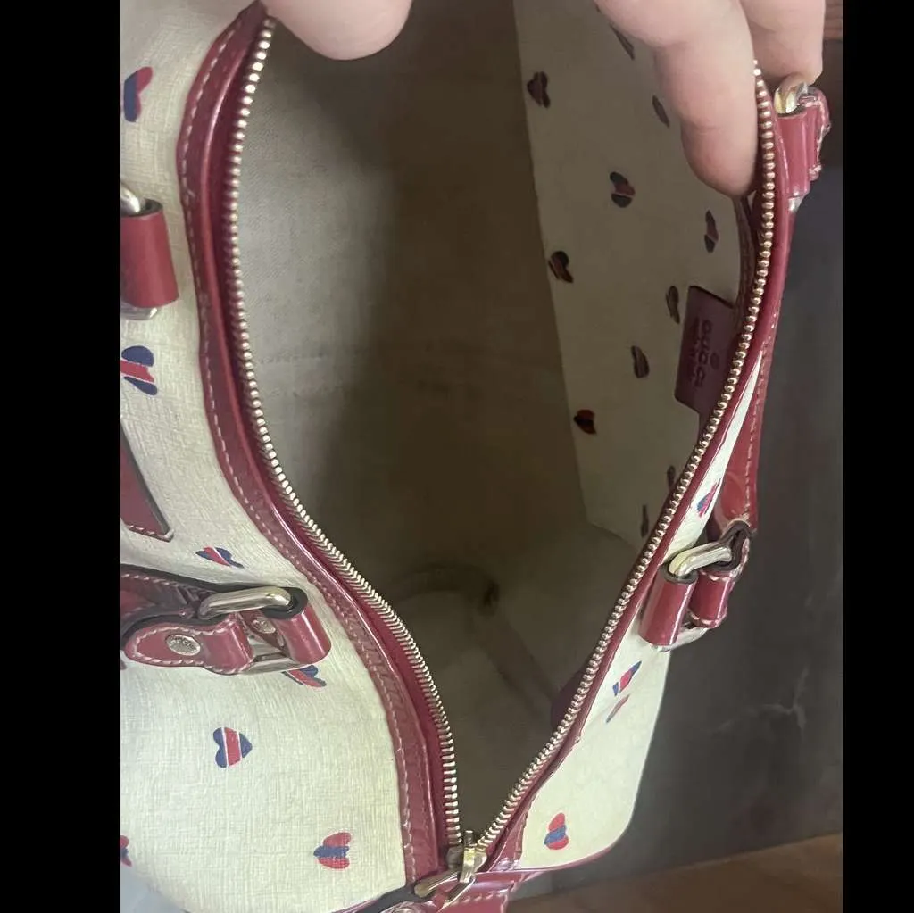 Gucci Heart Joy Boston MultiColor Good - Model View