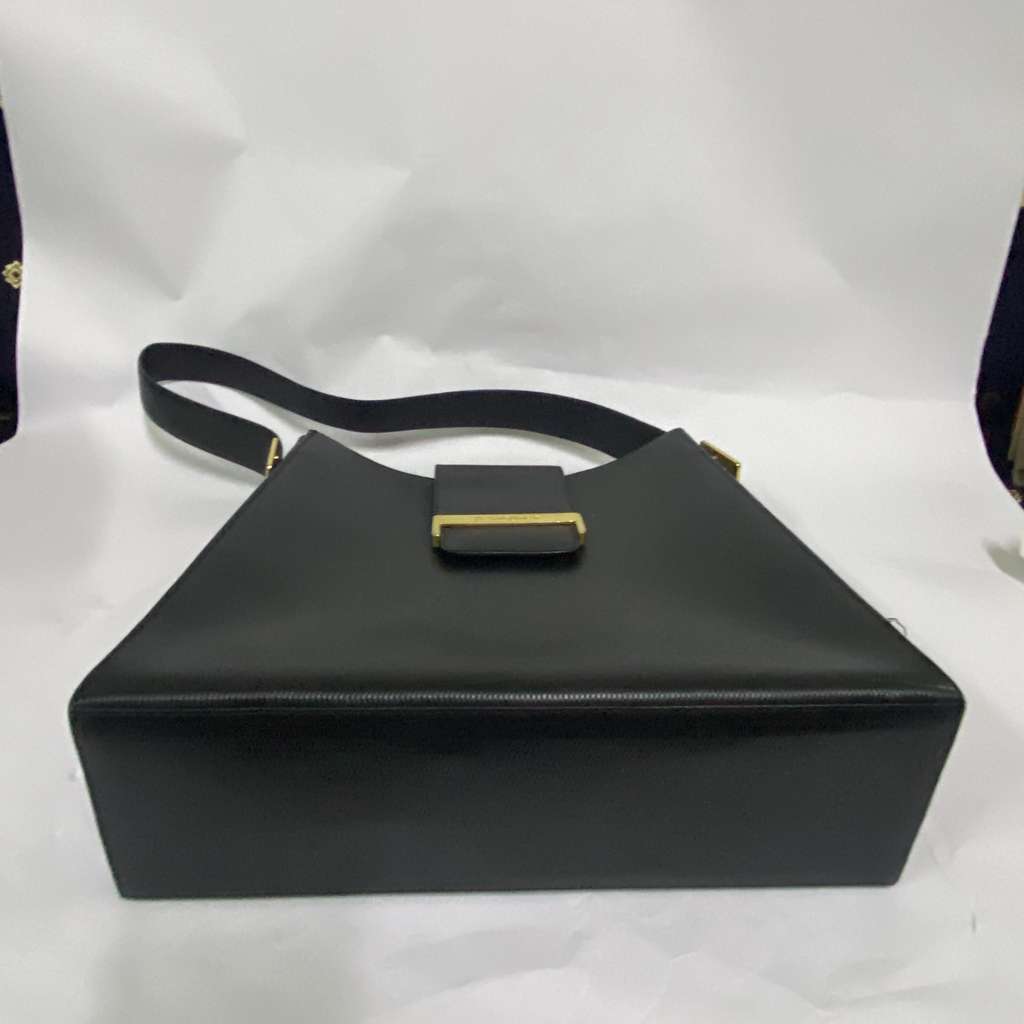 Yves Saint Laurent Vintage Lizard Embossed Leather - 5