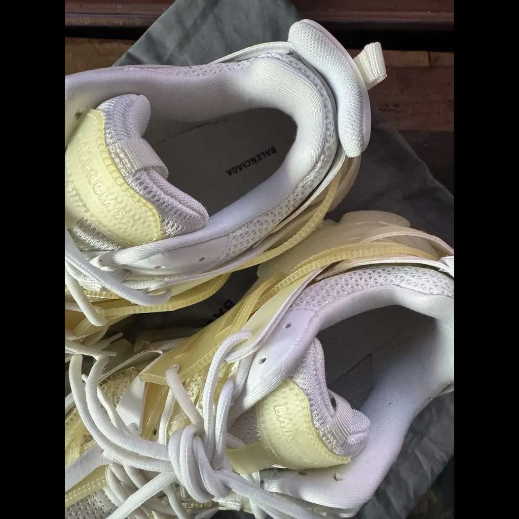 Balenciaga Track White Never worn - Model View