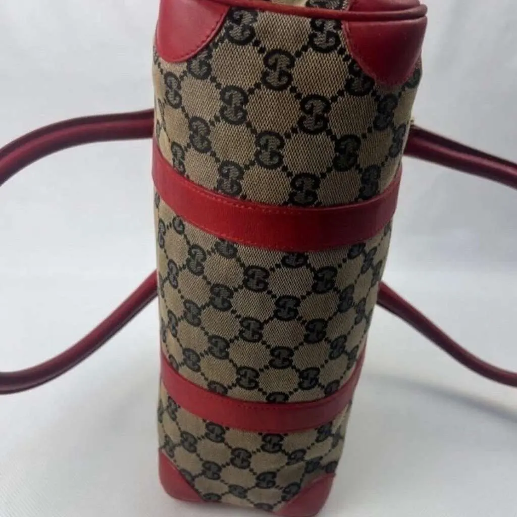 Gucci Boston Brown Very good - Model View