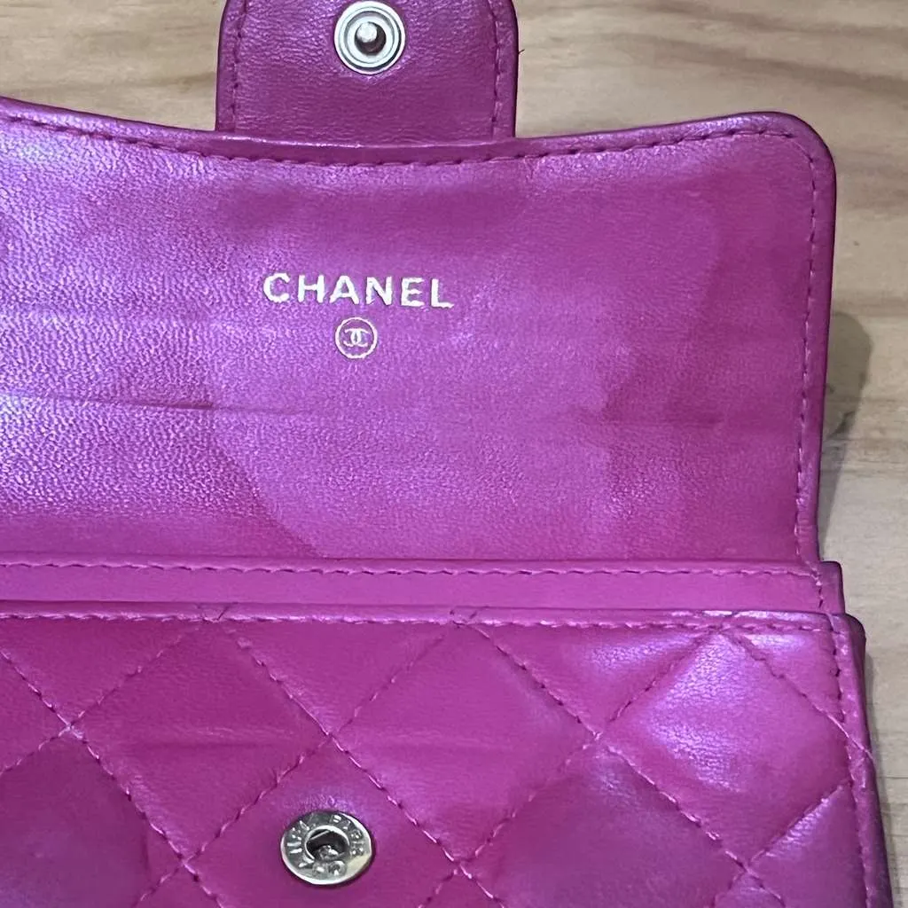 Chanel Card Holder Pink Leather Good - Model View