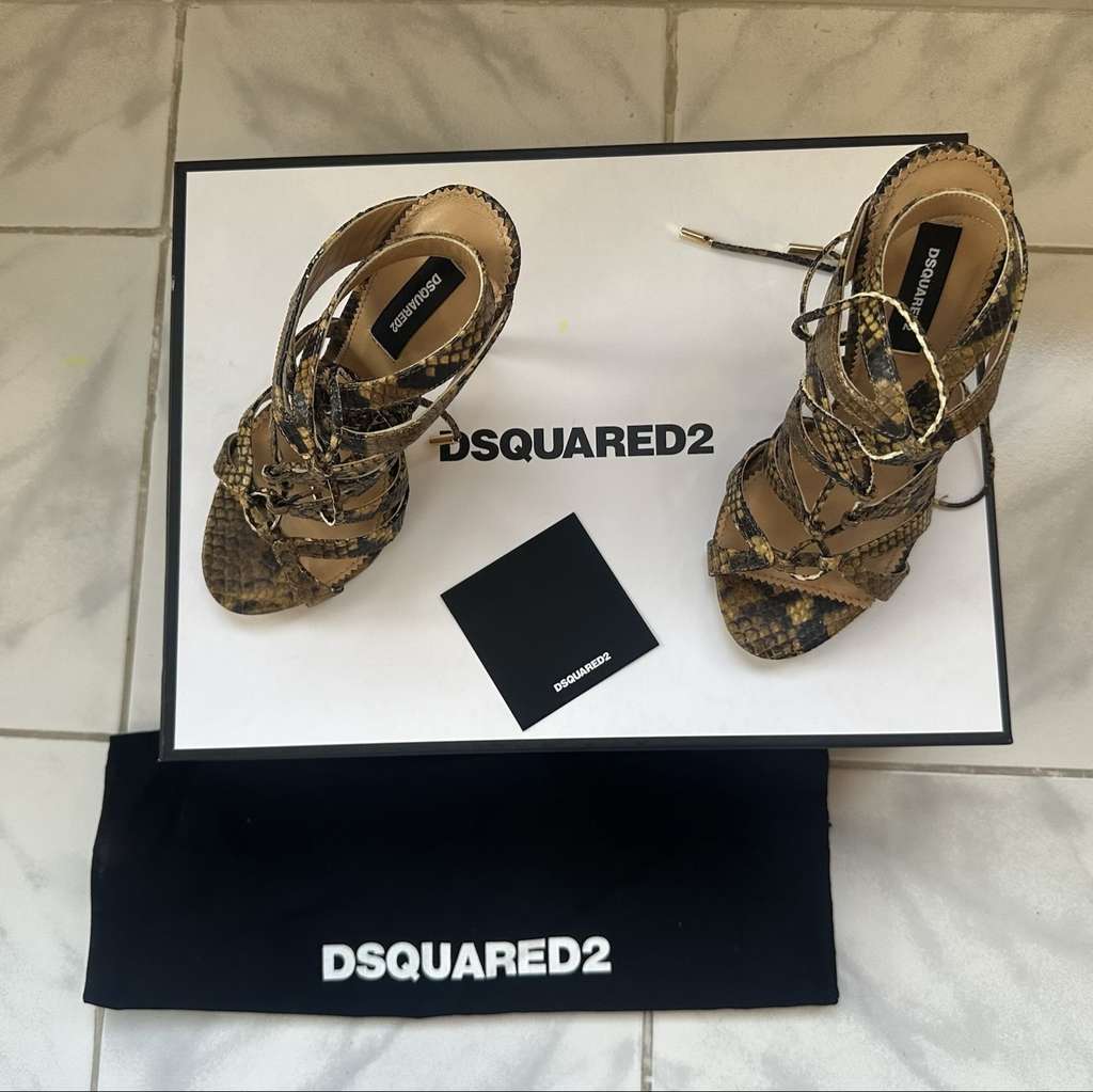 Dsquared2 37 Stilleto Heels - 2