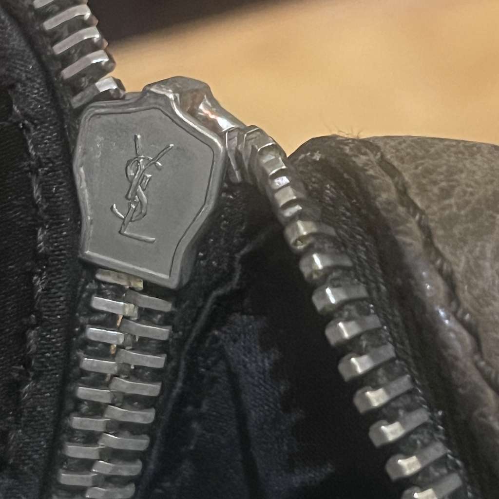 Saint Laurent Rive Gauche - 5