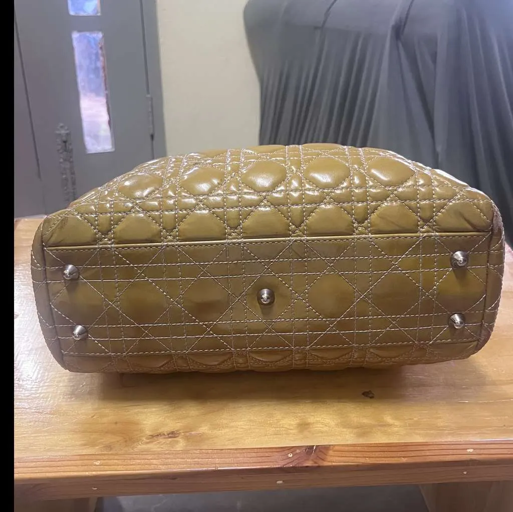 Dior Large Brown Good - Inside View