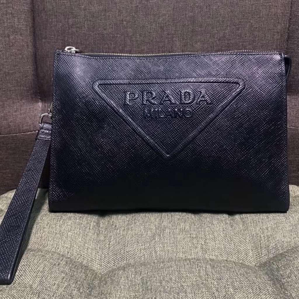 Prada Saffiano Triangleplaque Clutch - 2
