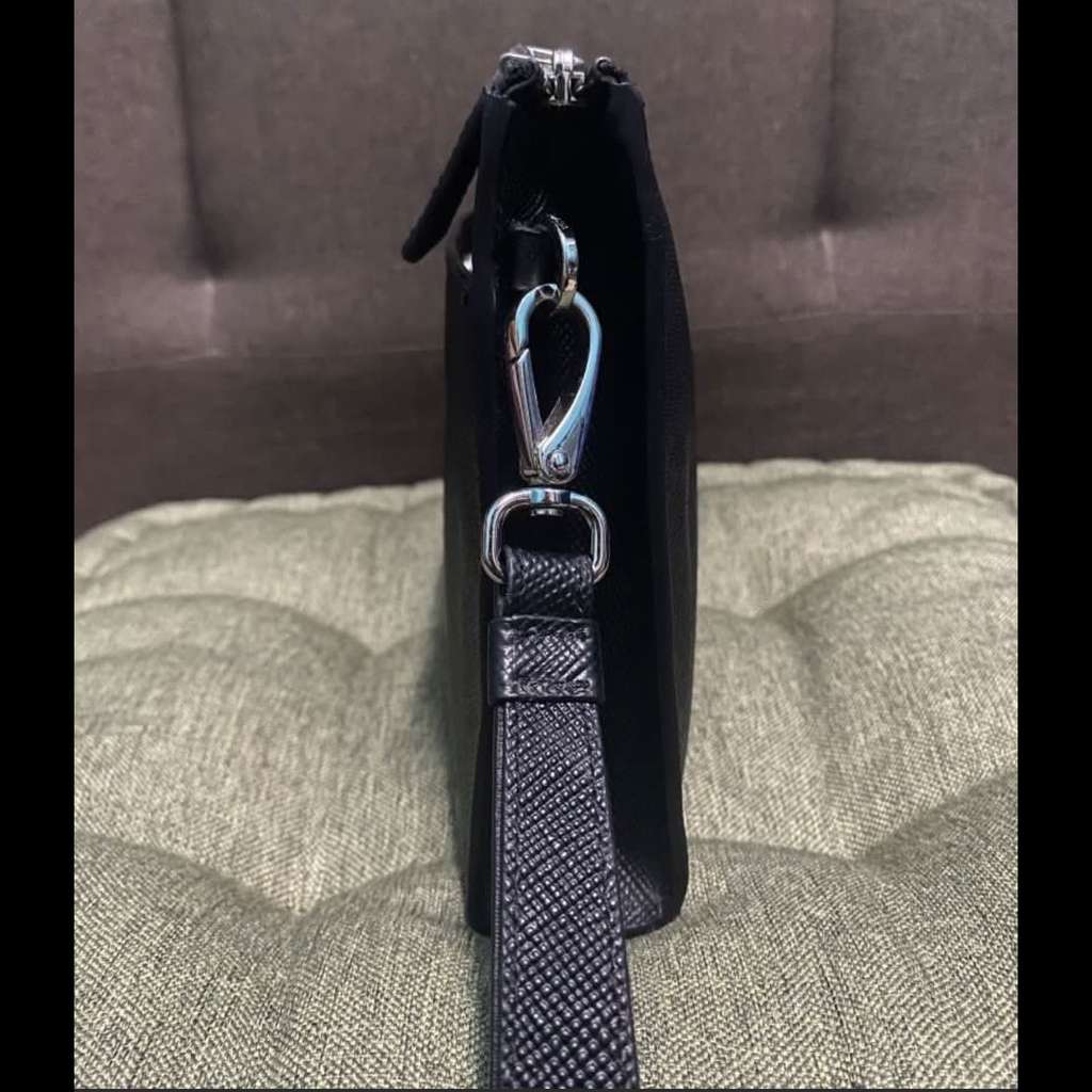 Prada Saffiano Triangleplaque Clutch - 4