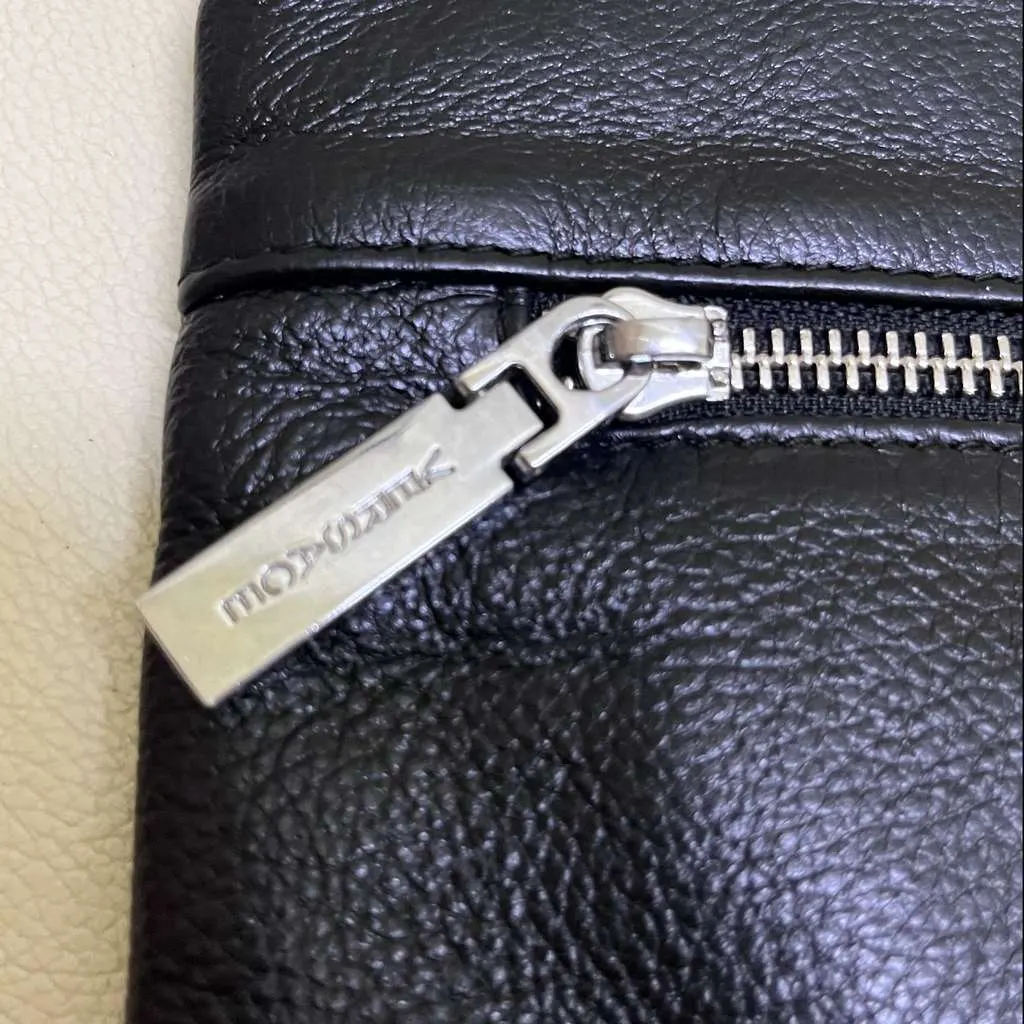 Gianni Versace La Medusa Clutch Black Leather Very good - Box View