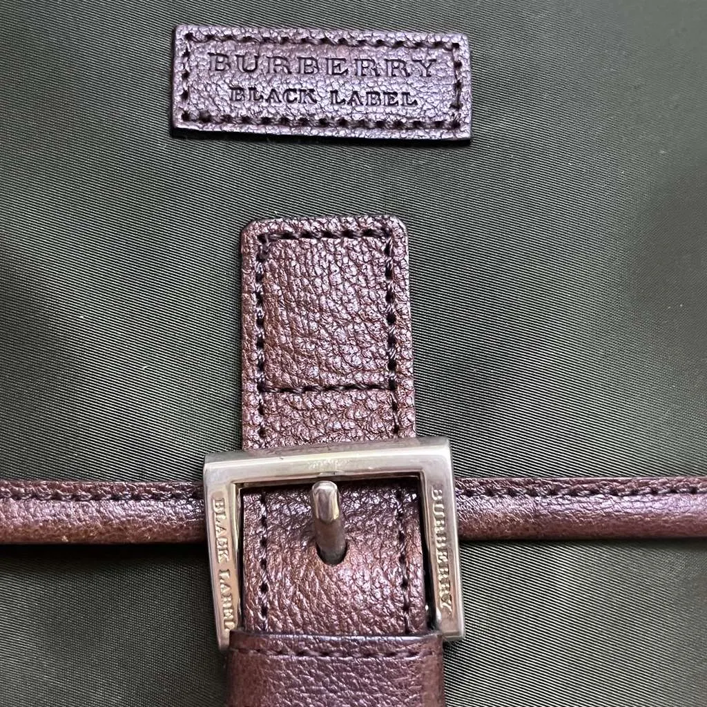 Burberry Black Label Brown Very good - Box View