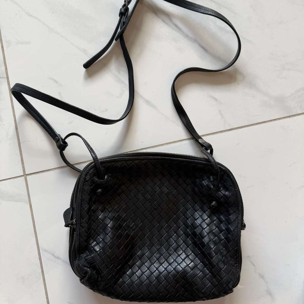 Bottega Veneta Black Intreciatto Nodini Crossbag - 2