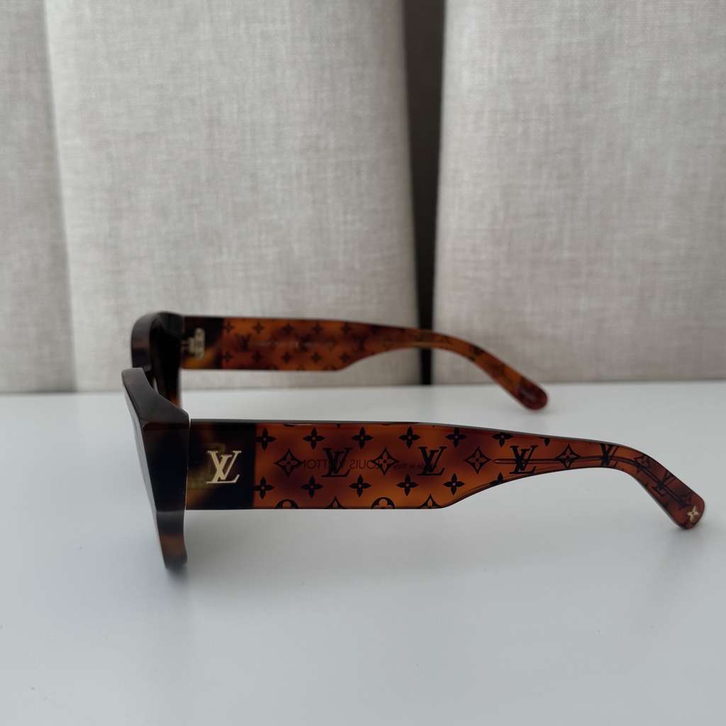 Louis Vuitton Sunglasses - 3