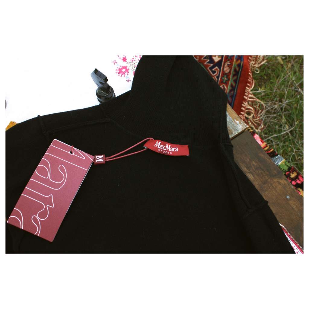 Max Mara Black Virgin Wool Turtleneck - 3