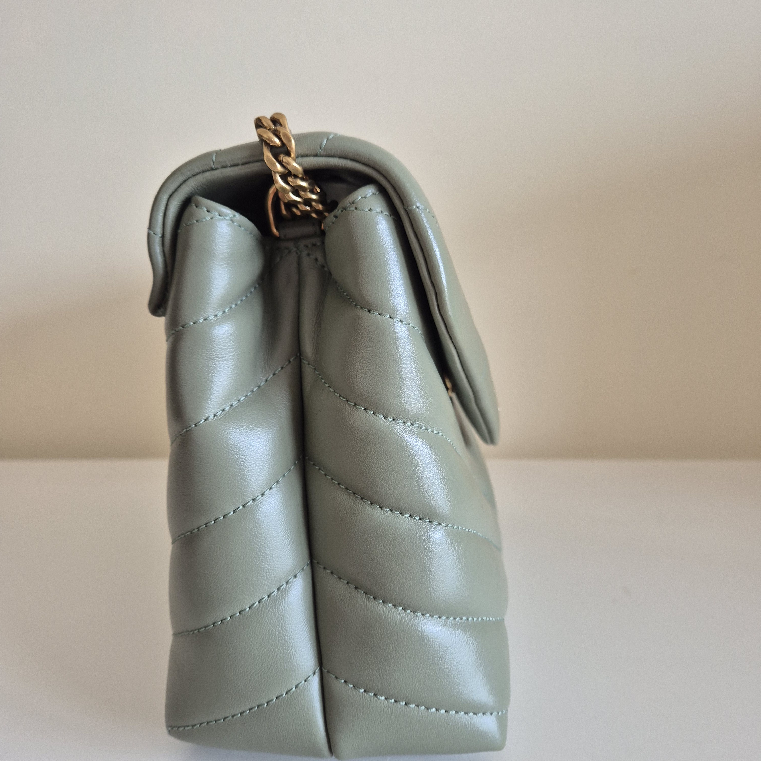 Saint Laurent Small Loulou Shoulder Bag - 5