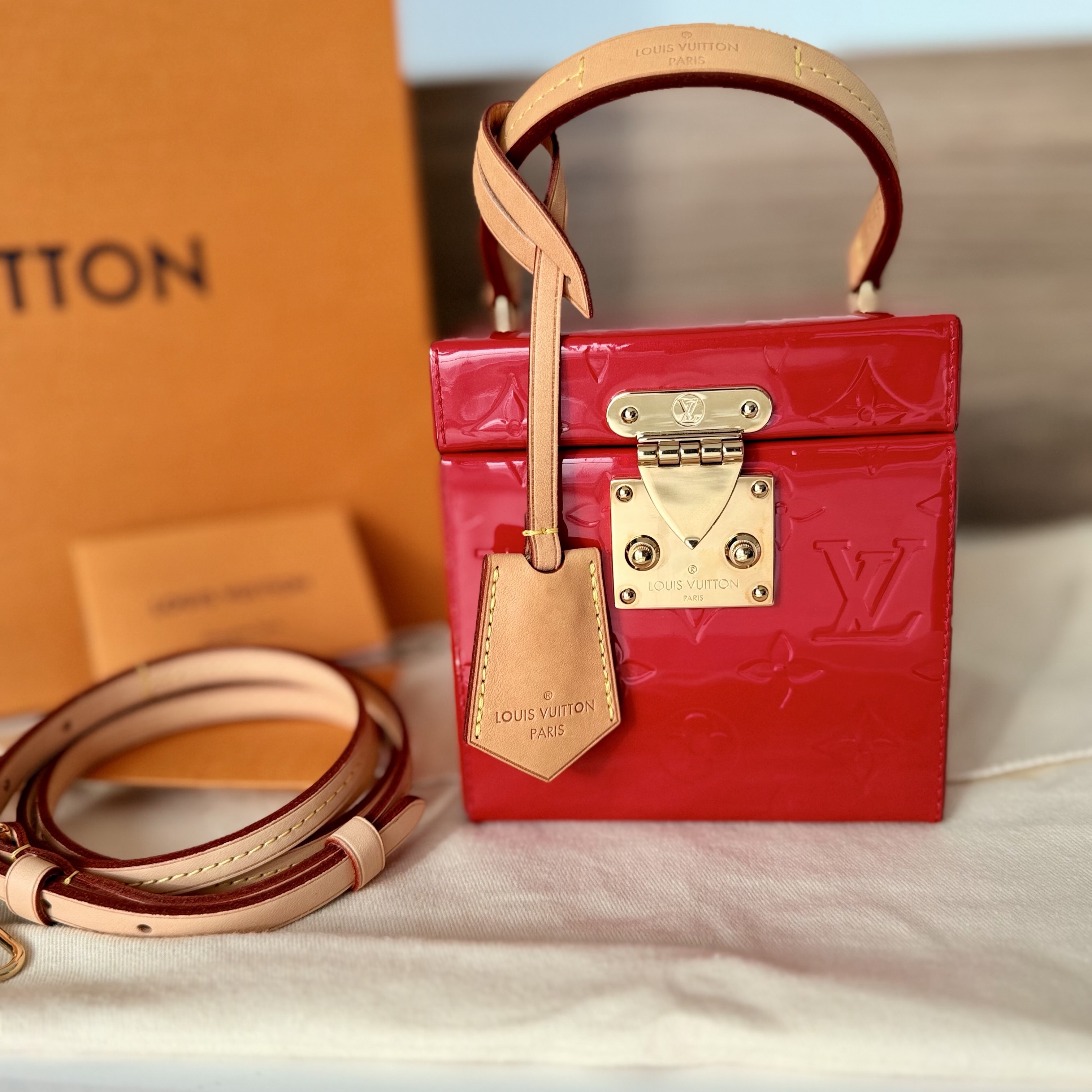 Louis Vuitton Bleeker Box Monogram Vernis - 5