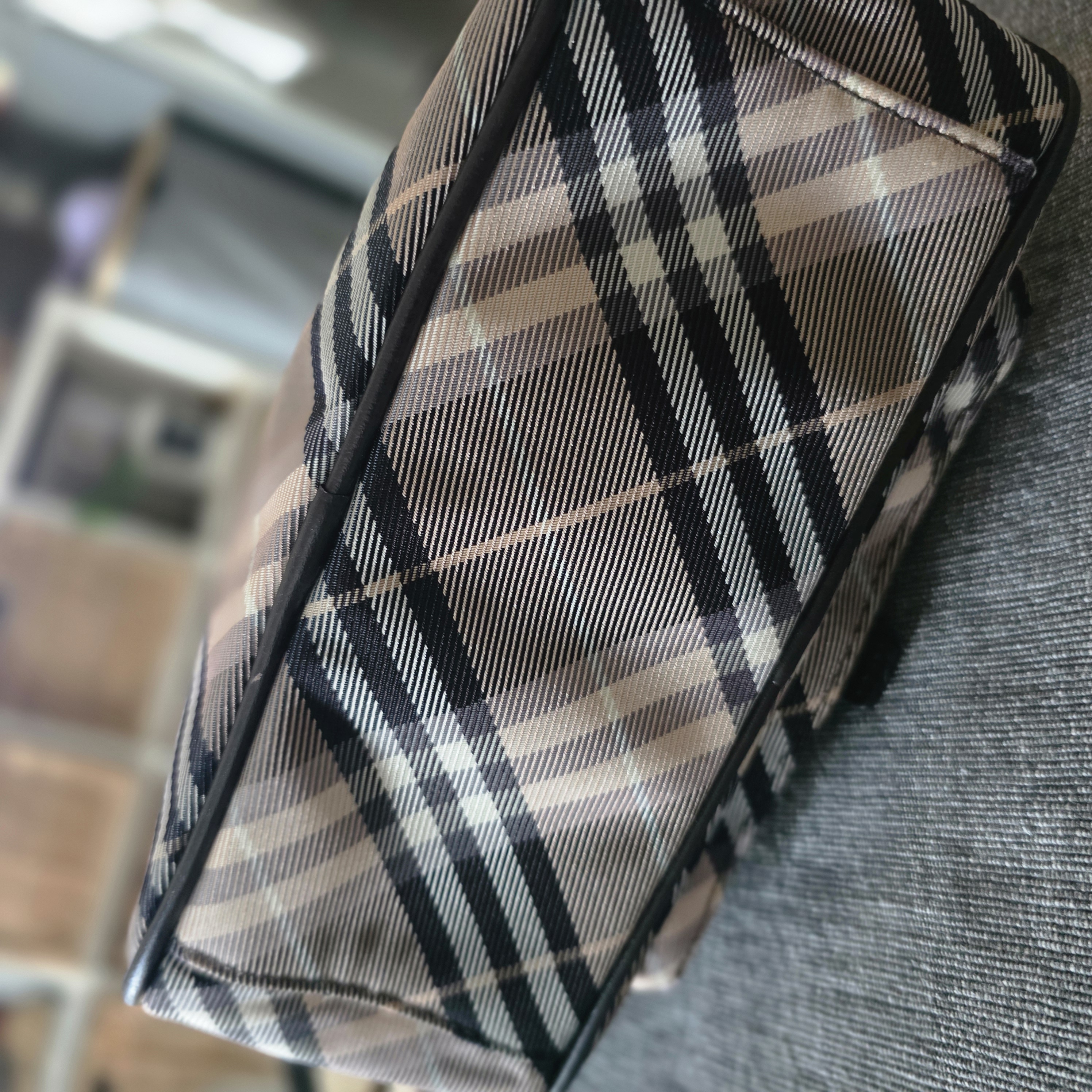 Burberry Burberry Blue Label Nova Burgundy Canvas Very good condition - Inside View