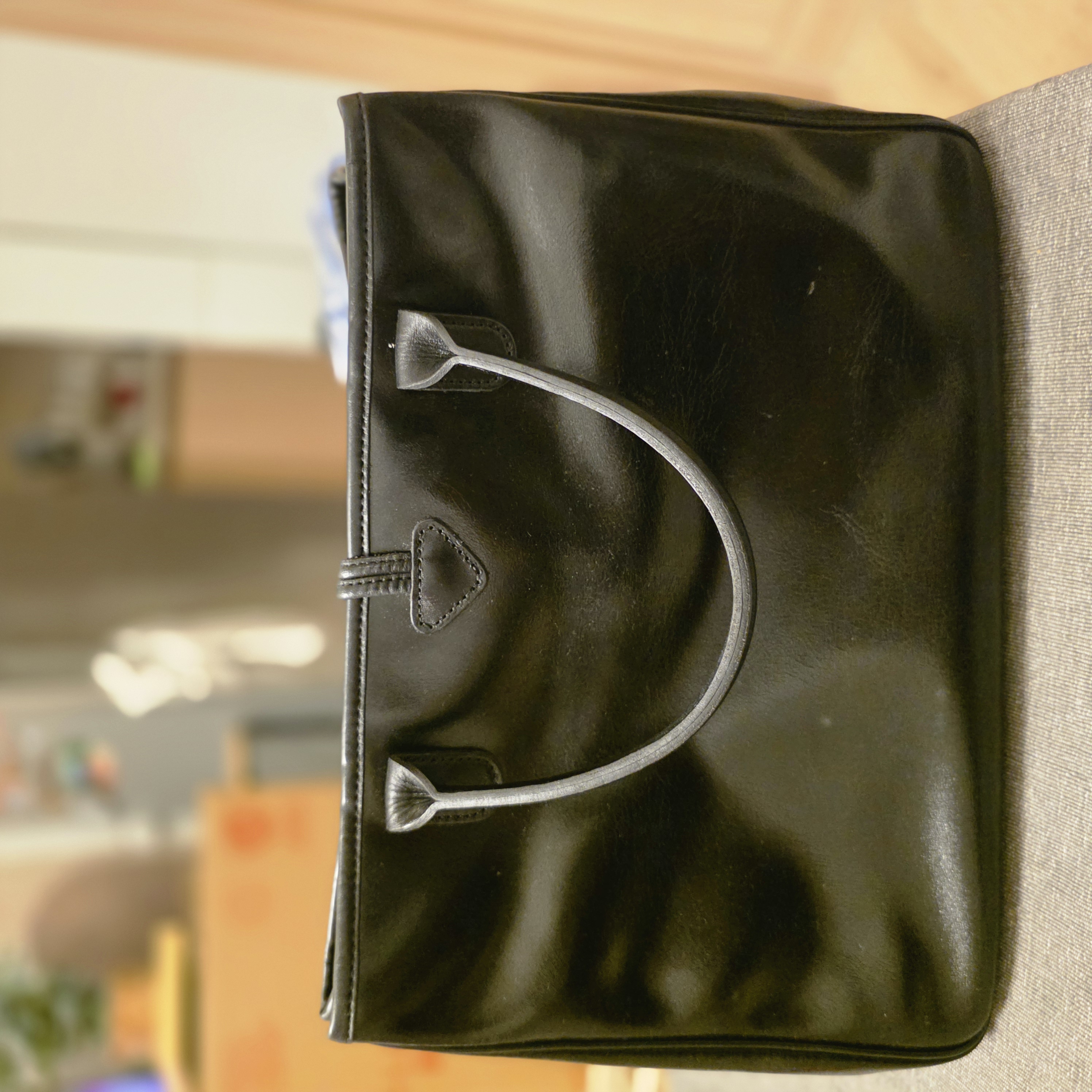 Longchamp Longchamp Le Roseue Black Leather Very good condition - Back View