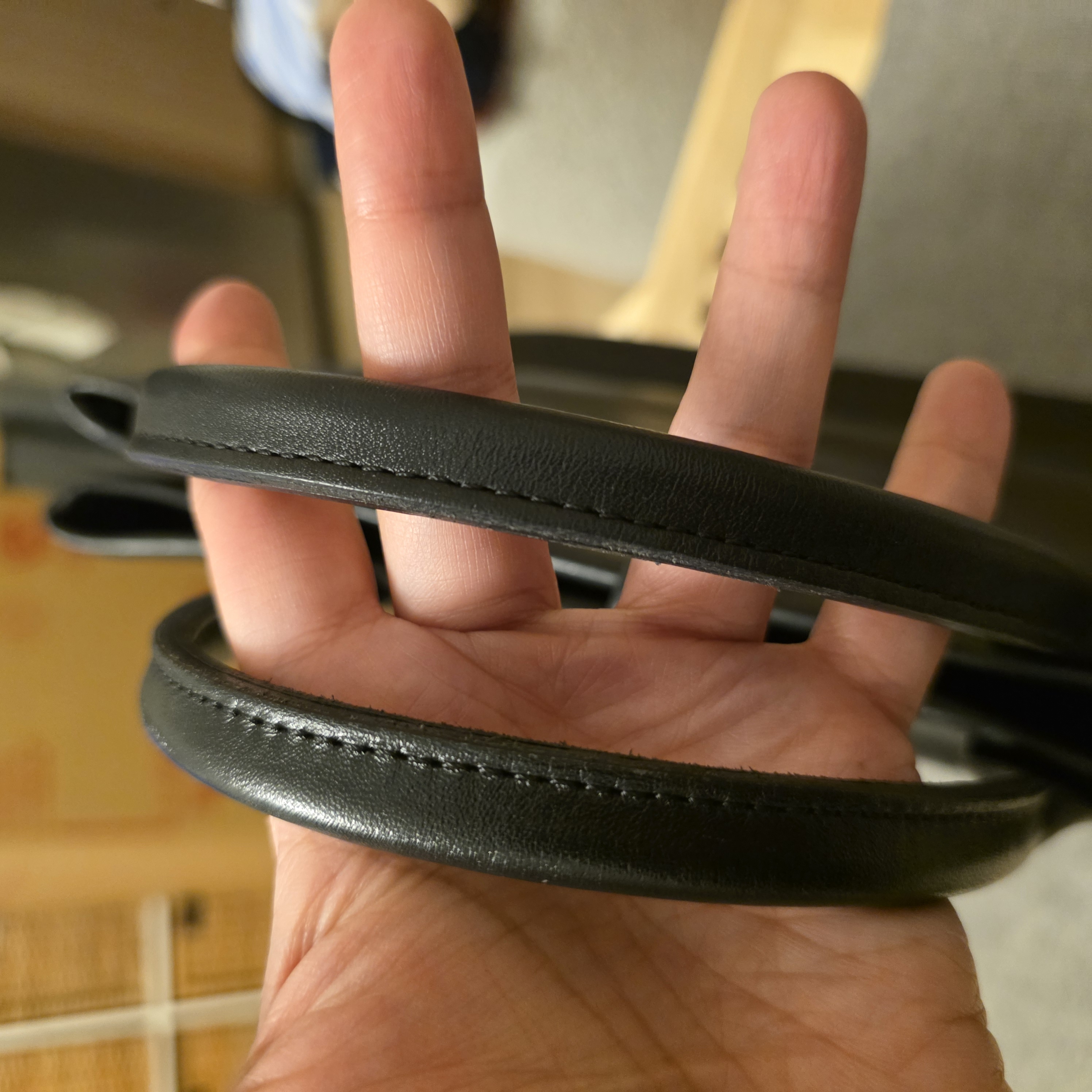 Longchamp Longchamp Le Roseue Black Leather Very good condition - Box View