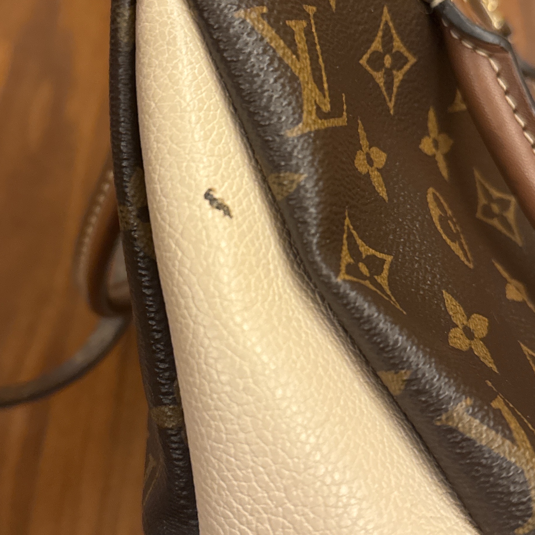 Louis Vuitton Pallas BB Brown Leather Good condition - Box View