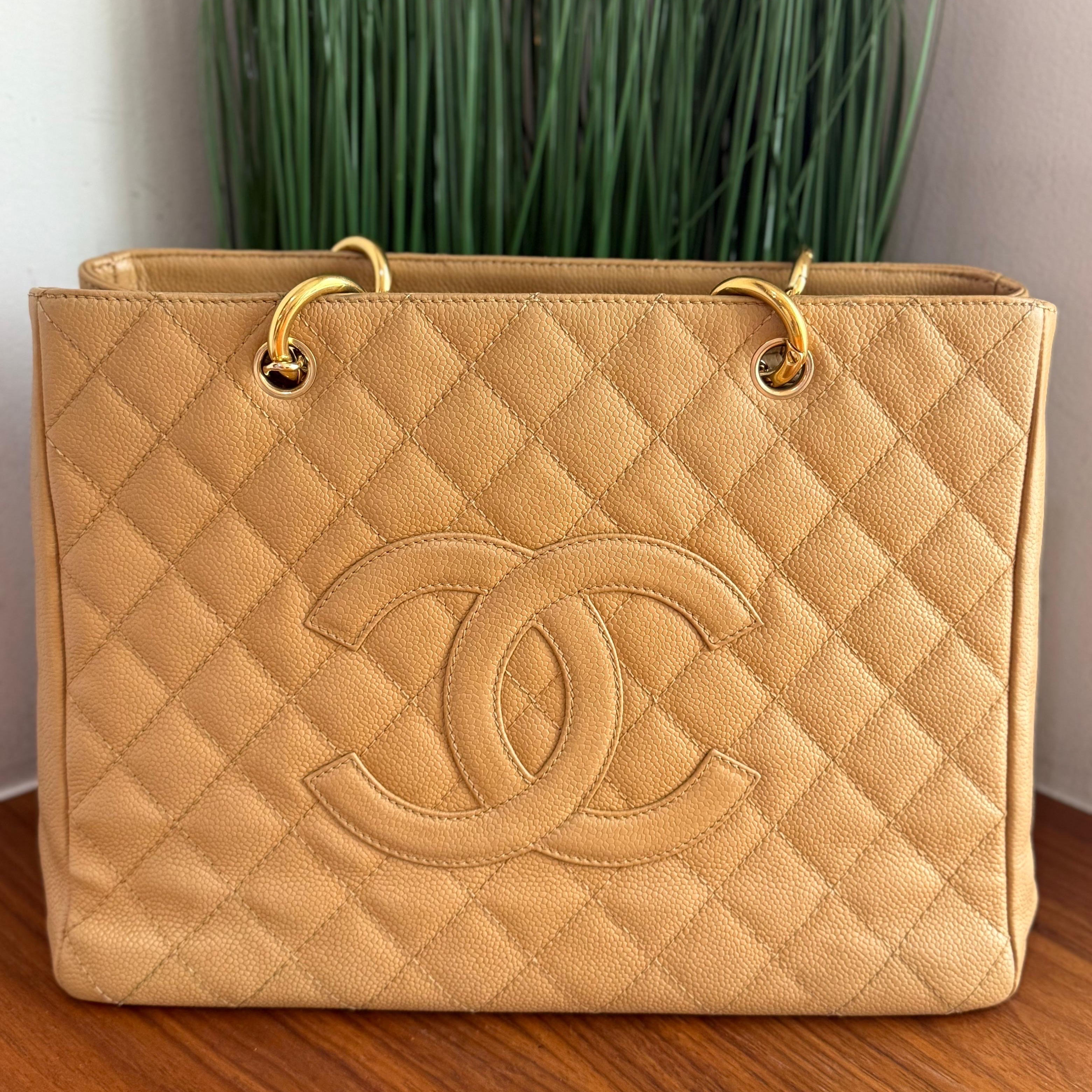 Chanel GST Tote Beige Leather Good condition - Back View
