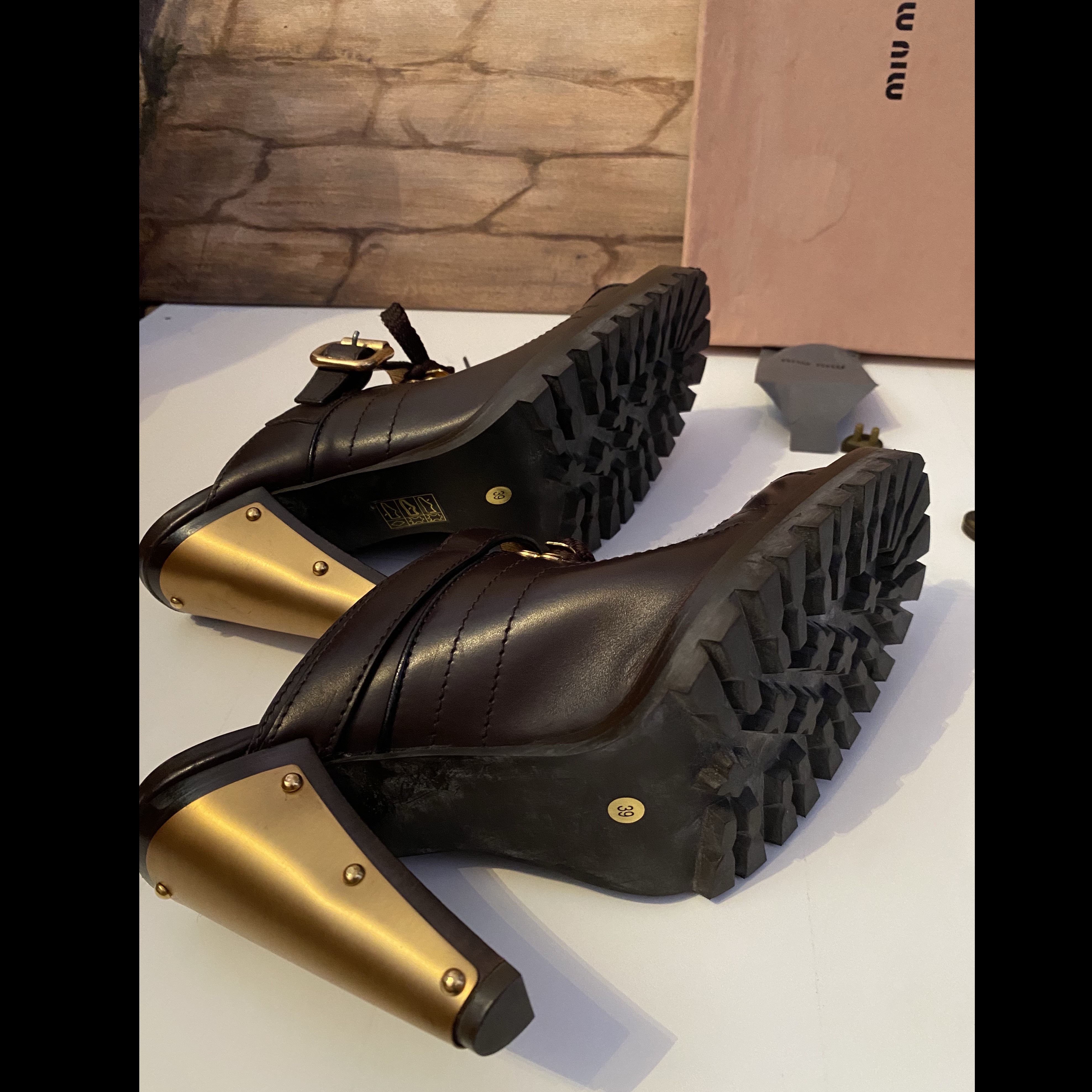 Miu Miu Miu Miu Platform Mules Brown Leather Never worn - Model View