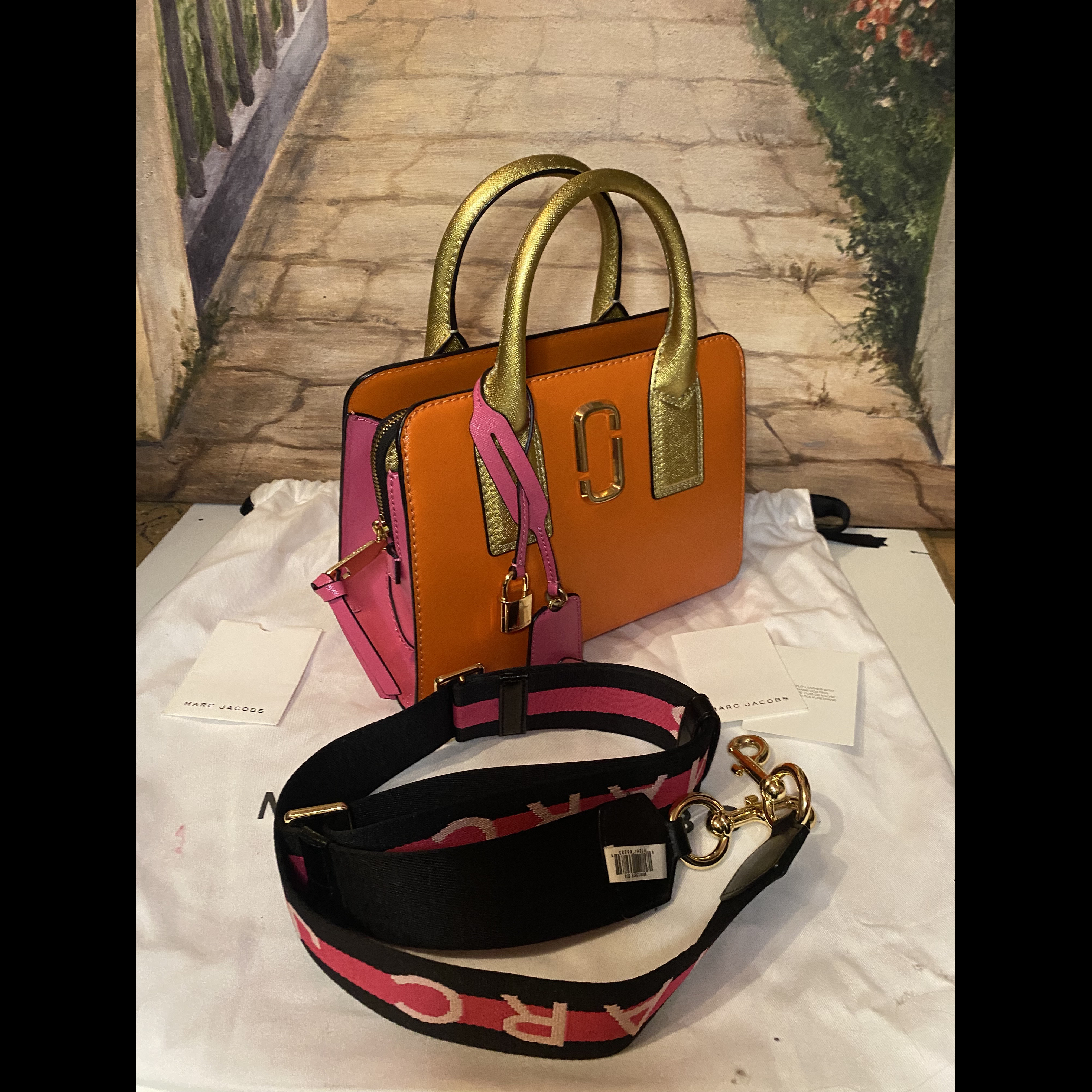 Marc Jacobs Little Big Shot MJ MultiColor Leather Never worn, with tag - Back View