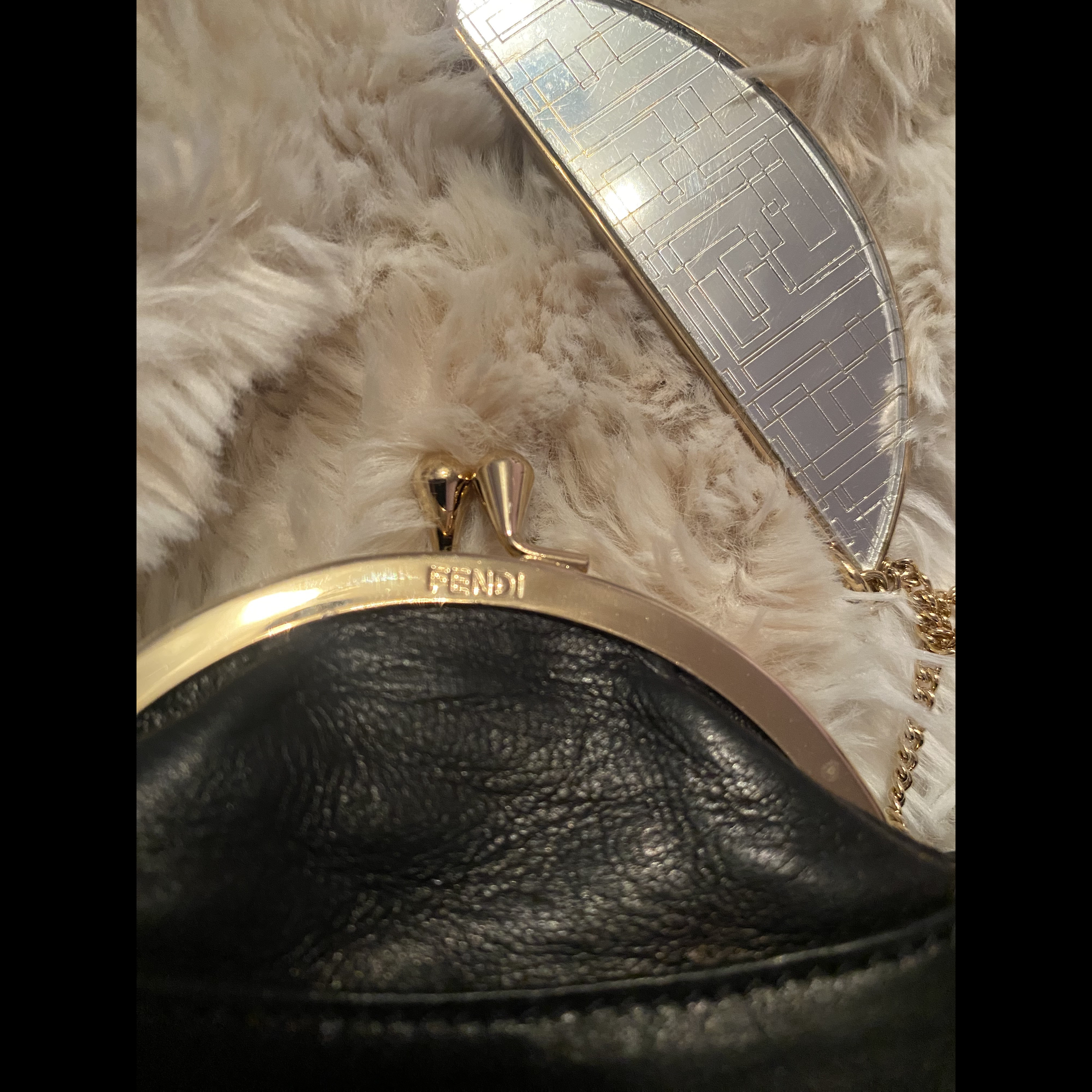 Fendi Vintage Fendi Leather Purse Black Leather Very good condition - Box View