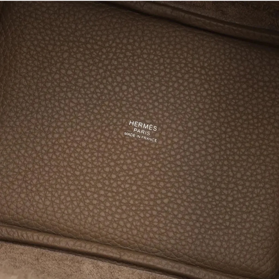 Hermès Picotin 18 Etoupe Clemence Grey Leather Good condition - Box View