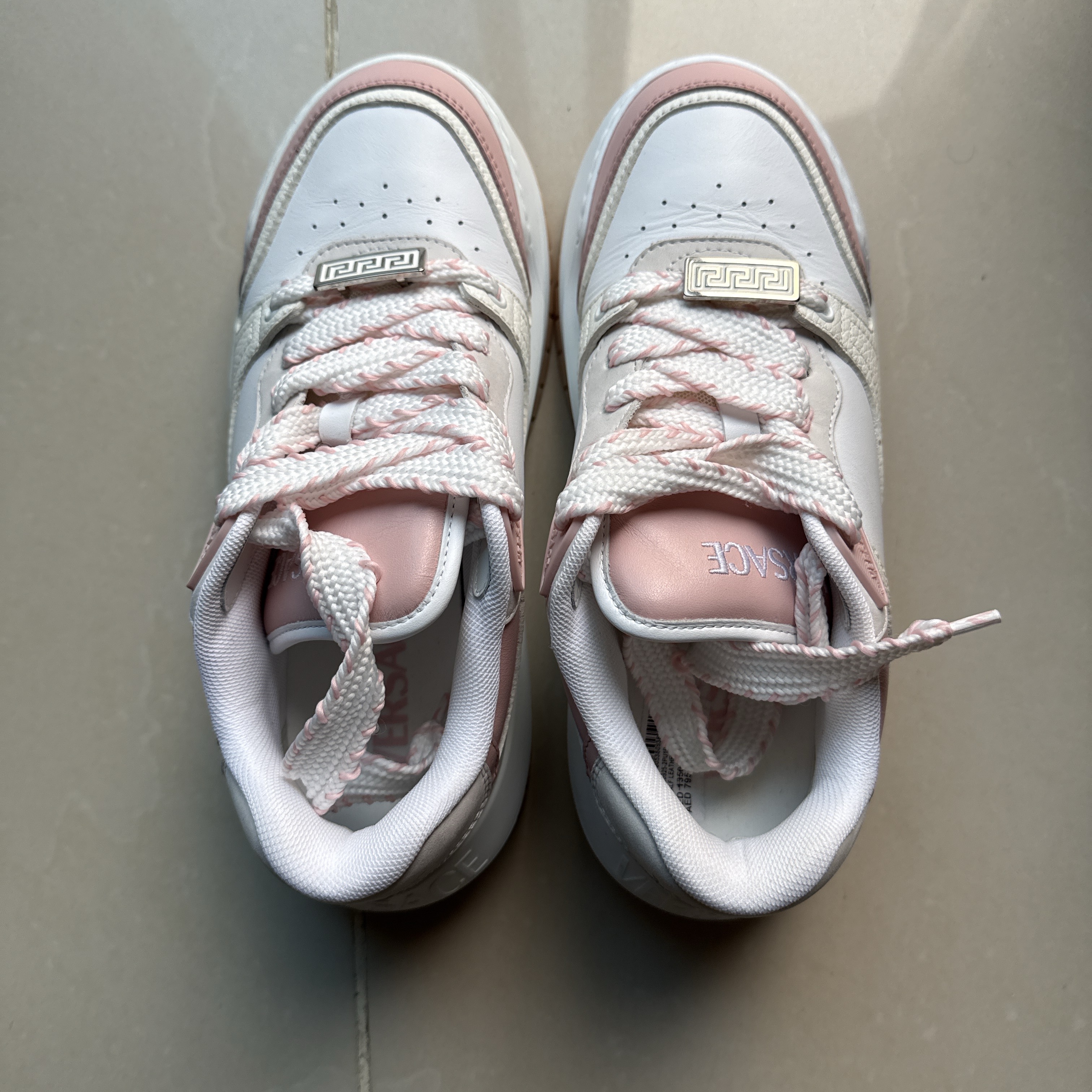 Versace Sneakers Pink Leather Never worn, with tag - Inside View